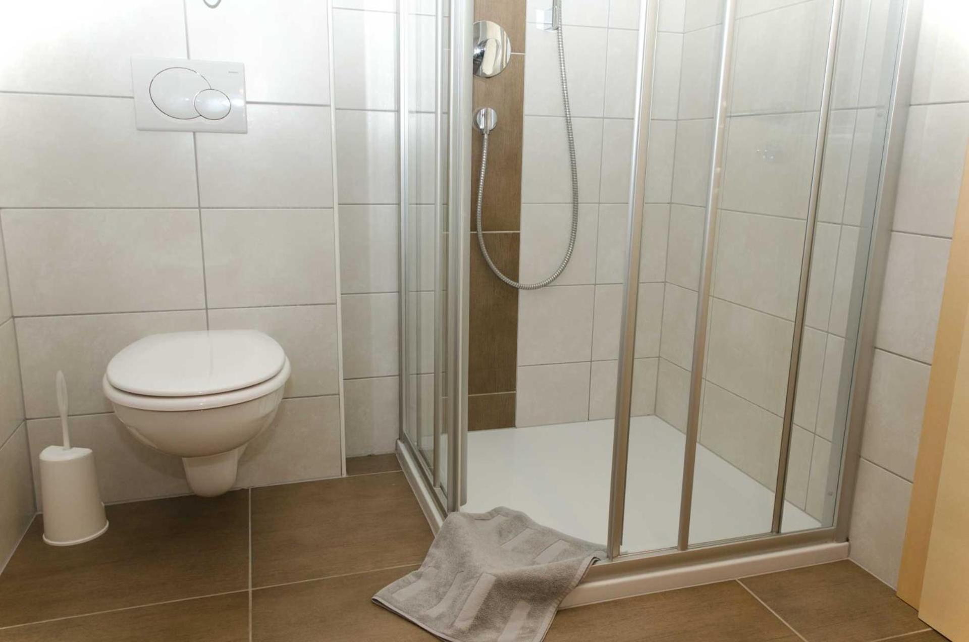 Haus Alpin Apartments Pettneu am Arlberg Ngoại thất bức ảnh