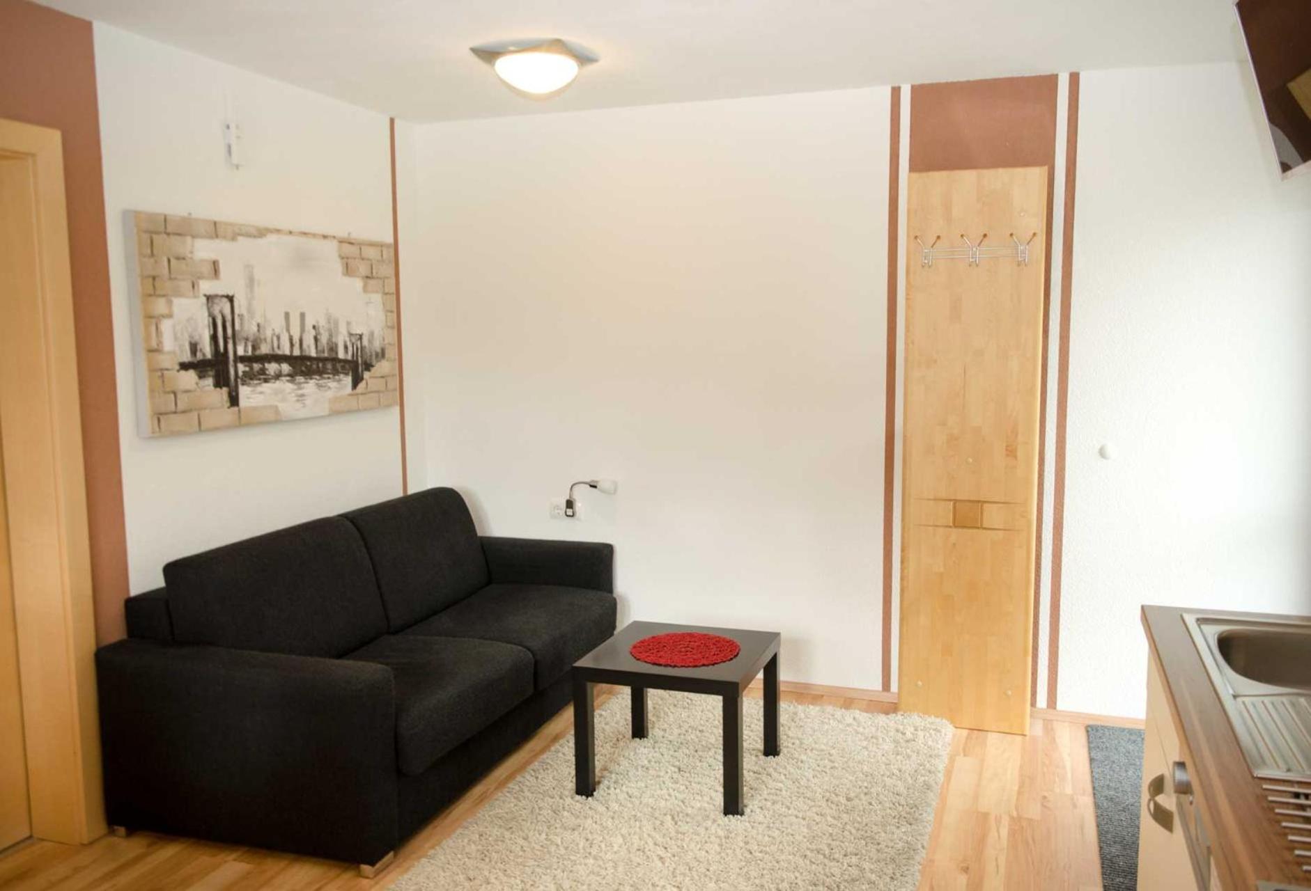 Haus Alpin Apartments Pettneu am Arlberg Ngoại thất bức ảnh