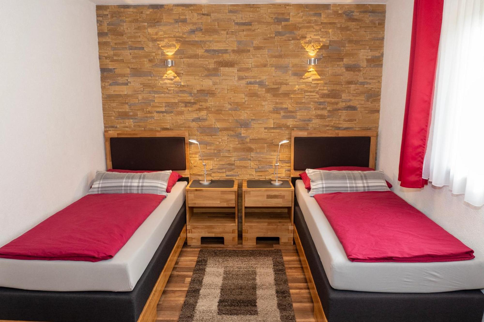 Haus Alpin Apartments Pettneu am Arlberg Ngoại thất bức ảnh